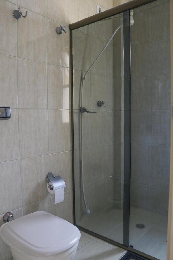 4 dormitórios no Guarujá, próximo ao Aquário! Sinta-se em casa! Esterno foto