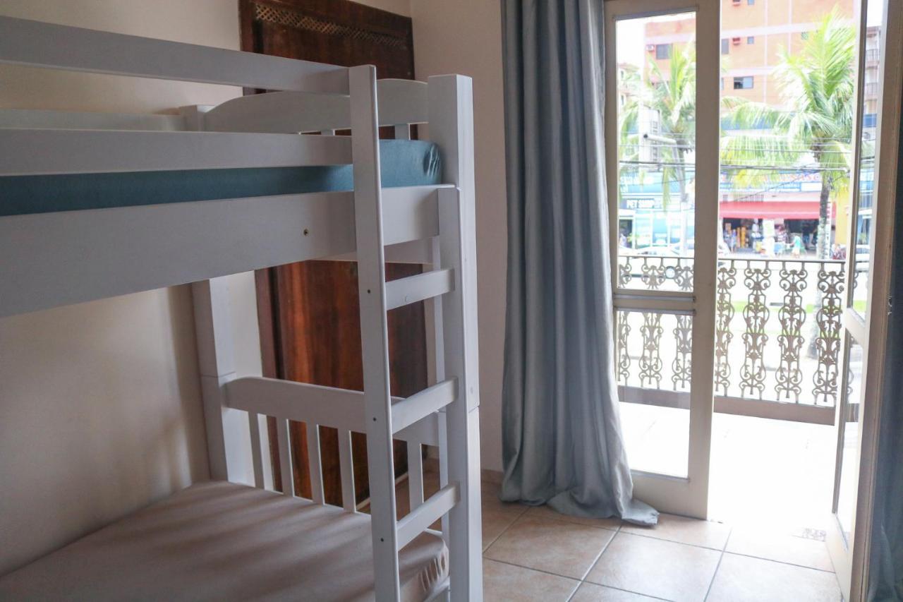 4 dormitórios no Guarujá, próximo ao Aquário! Sinta-se em casa! Esterno foto